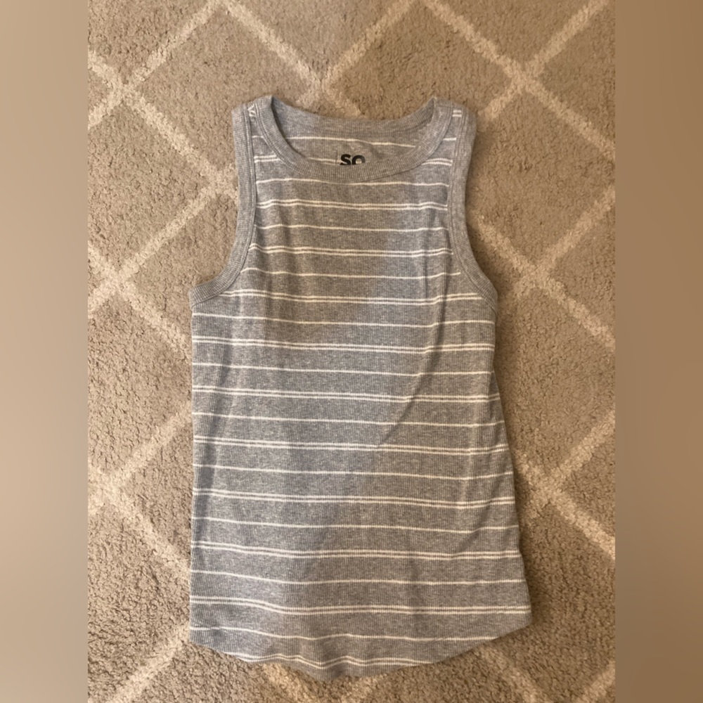 SO tank top size large
